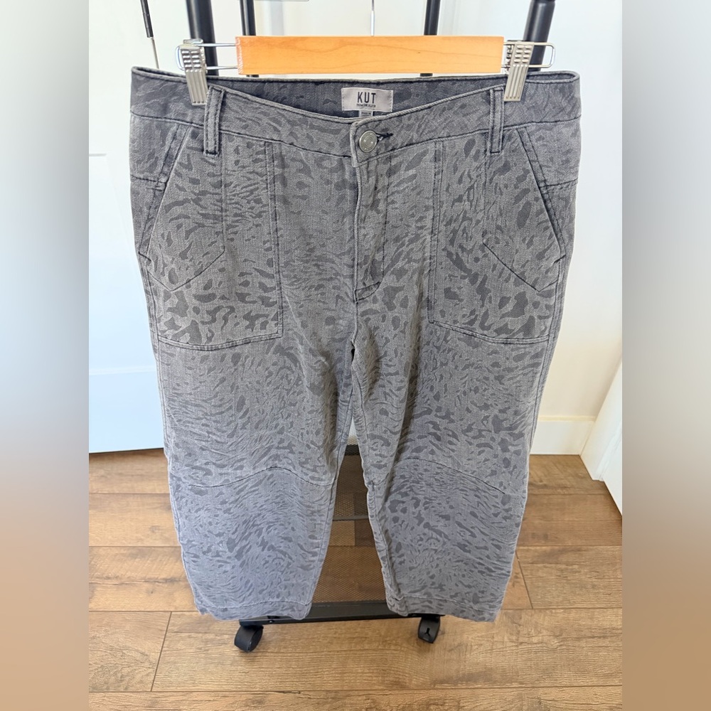 Kut From The Cloth - Subtle Animal Print Barrel Pants